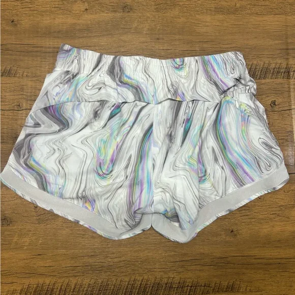 Athleta Mesh Racer Run Short in the "Iridescent Marble Glitch Rainbow" M - Picture 6 of 15
